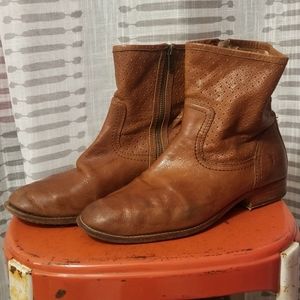 Frye Camel Short Boots